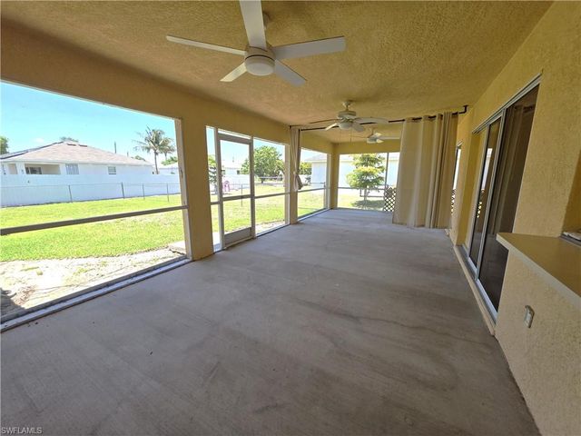 4614 SW 9th PL, Cape Coral, FL 33914