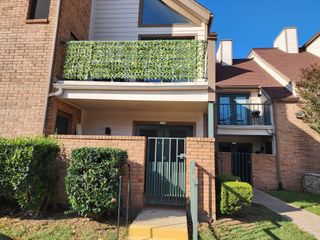 2300 Balsam Drive G105, Arlington, TX 76006