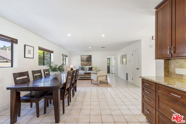 9144 Del Arroyo Drive, Sun Valley, CA 91352
