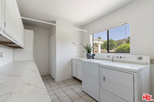9144 Del Arroyo Drive, Sun Valley, CA 91352