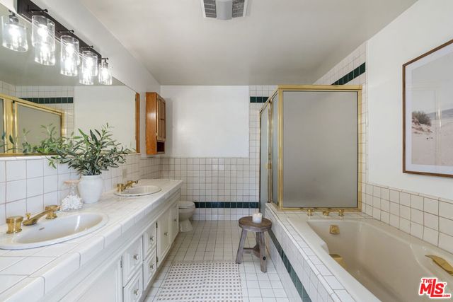 9144 Del Arroyo Drive, Sun Valley, CA 91352