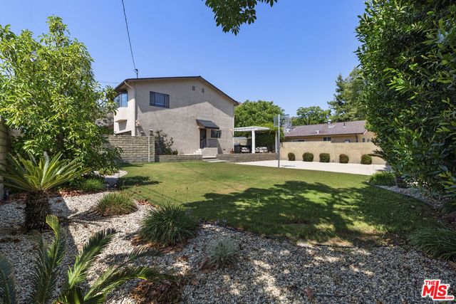 9144 Del Arroyo Drive, Sun Valley, CA 91352