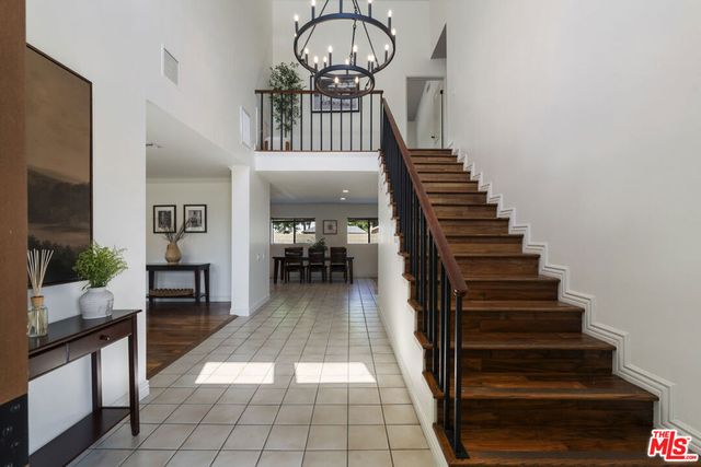 9144 Del Arroyo Drive, Sun Valley, CA 91352