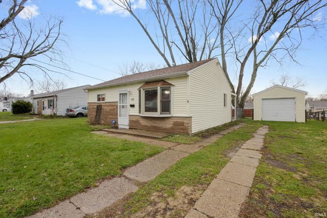 321 Barbie Street, South Bend, IN 46614