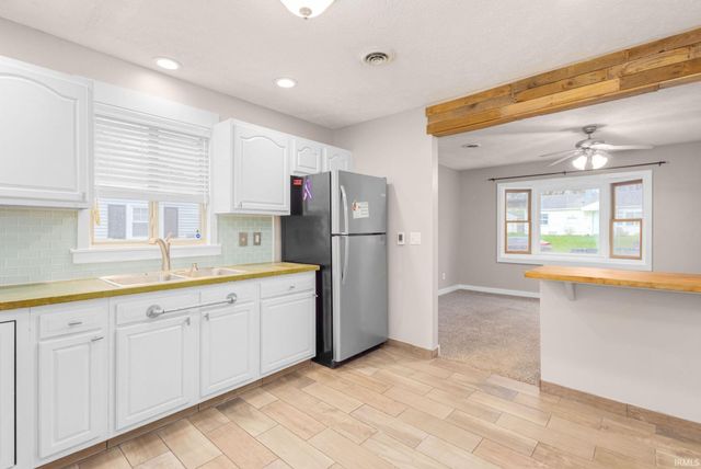 321 Barbie Street, South Bend, IN 46614