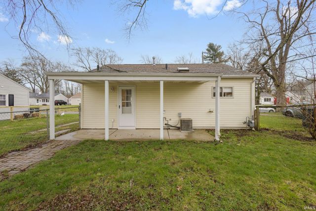 321 Barbie Street, South Bend, IN 46614