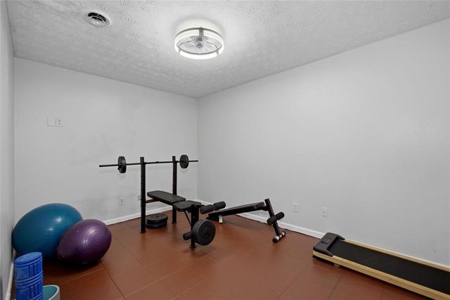 4818 Village Square NW, Acworth, GA 30102