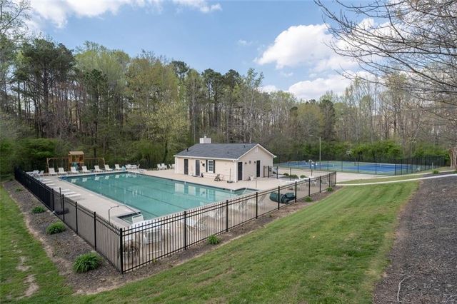 4818 Village Square NW, Acworth, GA 30102