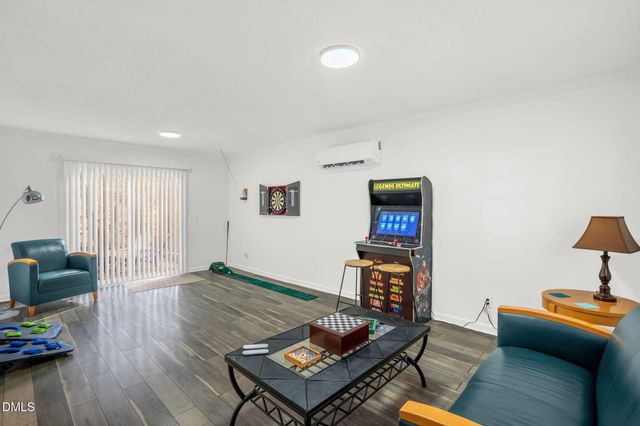 309 Penn Oak Circle, Raleigh, NC 27615