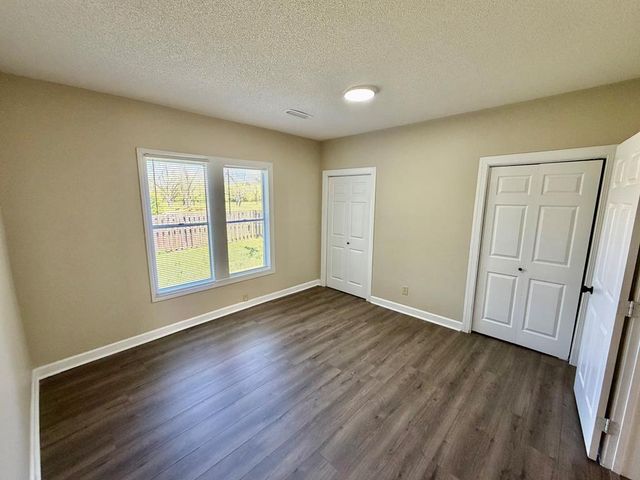 939 Hinton Waters Ave, Midland City, AL 36350