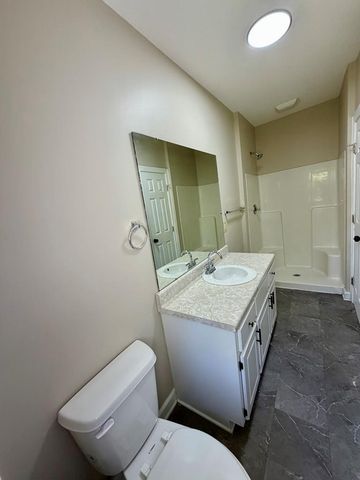 939 Hinton Waters Ave, Midland City, AL 36350