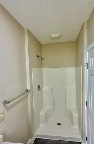 939 Hinton Waters Ave, Midland City, AL 36350