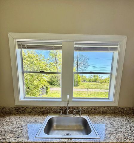 939 Hinton Waters Ave, Midland City, AL 36350
