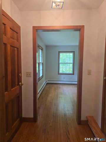578 Old Sherman Hill Road, Woodbury, CT 06798