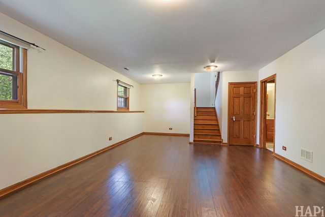 10113 W Crissy Avenue, Zion, IL 60099