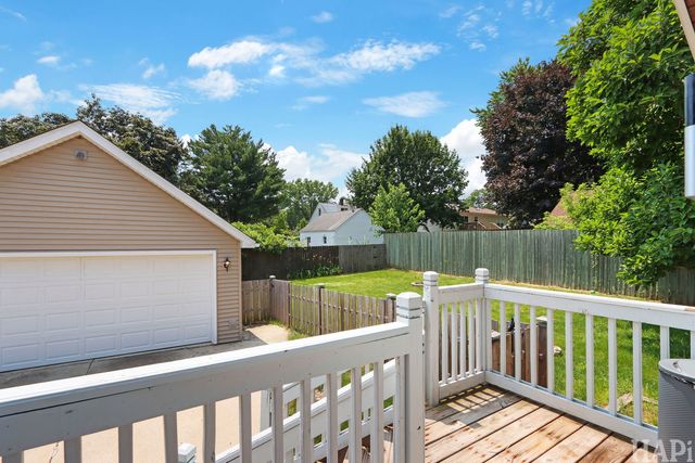 10113 W Crissy Avenue, Zion, IL 60099