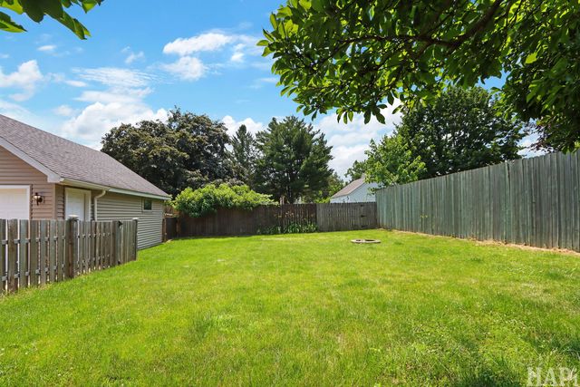 10113 W Crissy Avenue, Zion, IL 60099