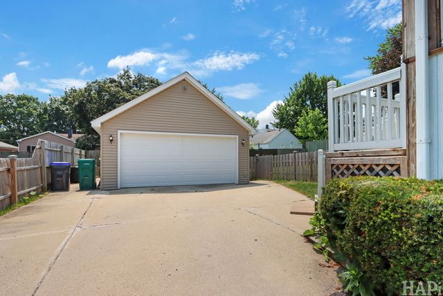 10113 W Crissy Avenue, Zion, IL 60099