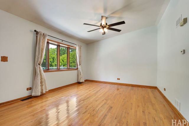 10113 W Crissy Avenue, Zion, IL 60099