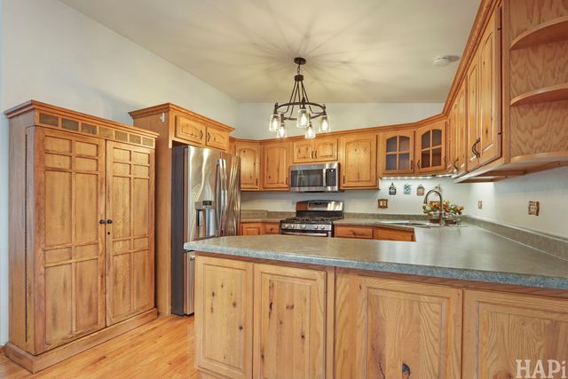 10113 W Crissy Avenue, Zion, IL 60099