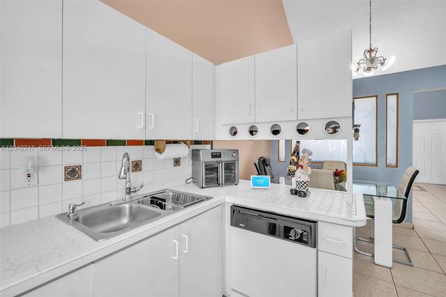 9018 NW 120th Street 133, Hialeah Gardens, FL 33018