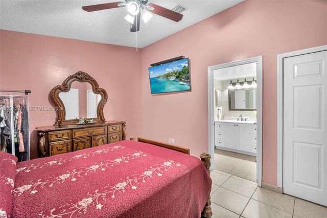 9018 NW 120th Street 133, Hialeah Gardens, FL 33018