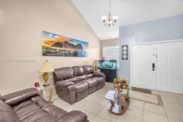 9018 NW 120th Street 133, Hialeah Gardens, FL 33018