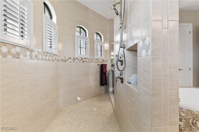 4311 SW 22nd CT, Cape Coral, FL 33914