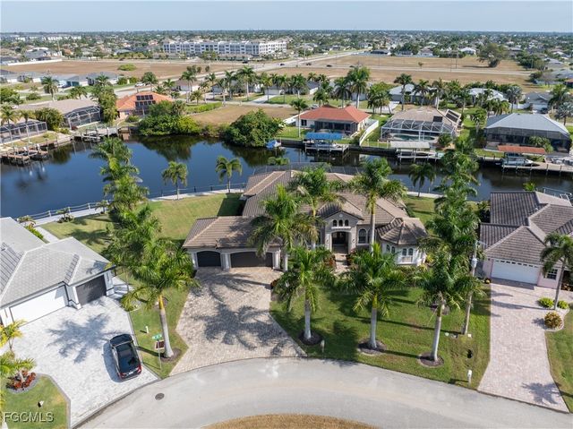 4311 SW 22nd CT, Cape Coral, FL 33914