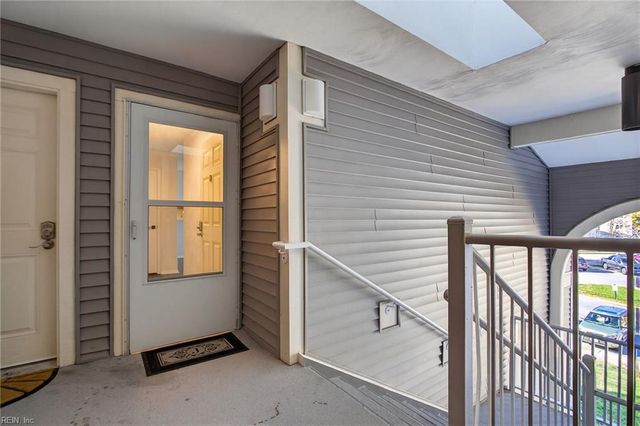 1012 Autumn Woods Ln Apt 110, Virginia Beach, VA 23452