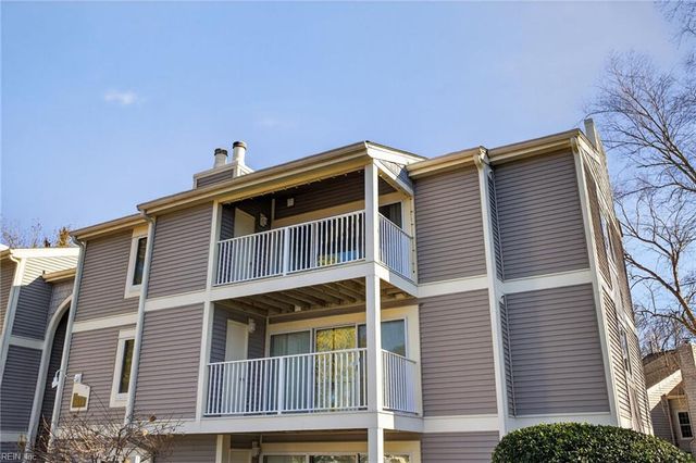 1012 Autumn Woods Ln Apt 110, Virginia Beach, VA 23452