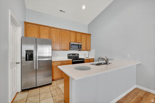 4758 W WAGON TRAIN DR, Herriman, UT 84065