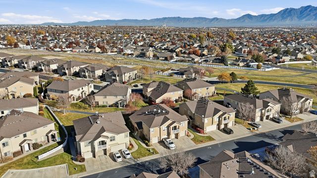4758 W WAGON TRAIN DR, Herriman, UT 84065
