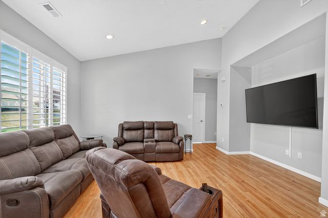 4758 W WAGON TRAIN DR, Herriman, UT 84065