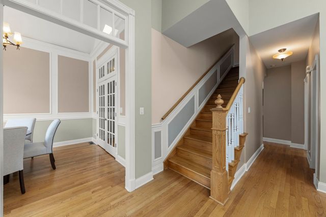 117 N Park Boulevard, Glen Ellyn, IL 60137