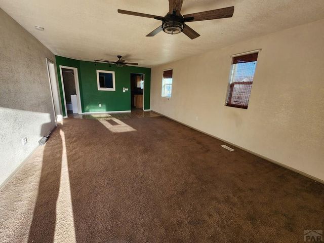 2130 Pine St, Pueblo, CO 81004