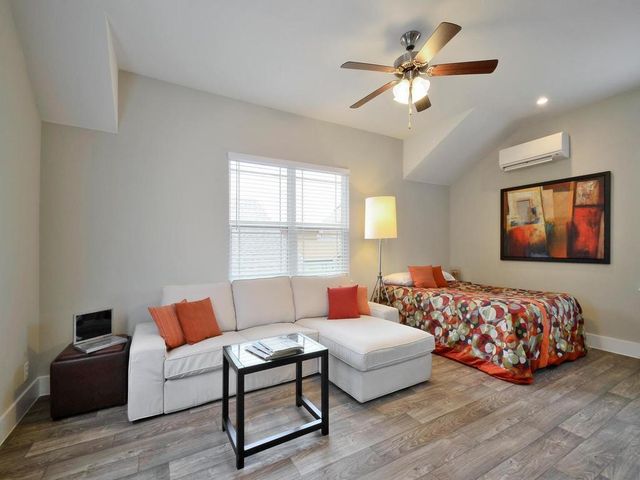 912 Sugaree Ave, Austin, TX 78757