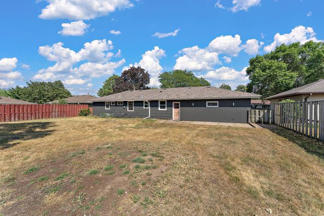 8584 Greystone Avenue S, Cottage Grove, MN 55016