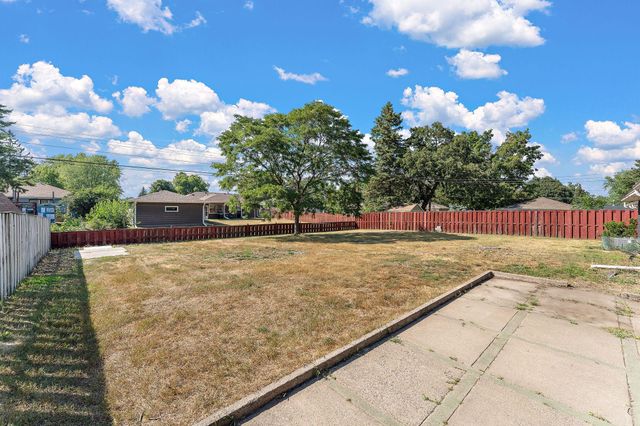 8584 Greystone Avenue S, Cottage Grove, MN 55016