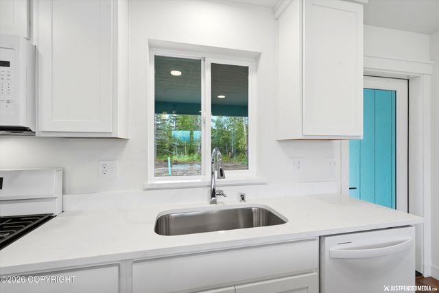 10599 E Heartland Loop, Wasilla, AK 99645