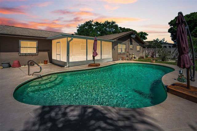 2255 WILSHIRE DRIVE, Dunedin, FL 34698