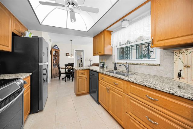 2255 WILSHIRE DRIVE, Dunedin, FL 34698