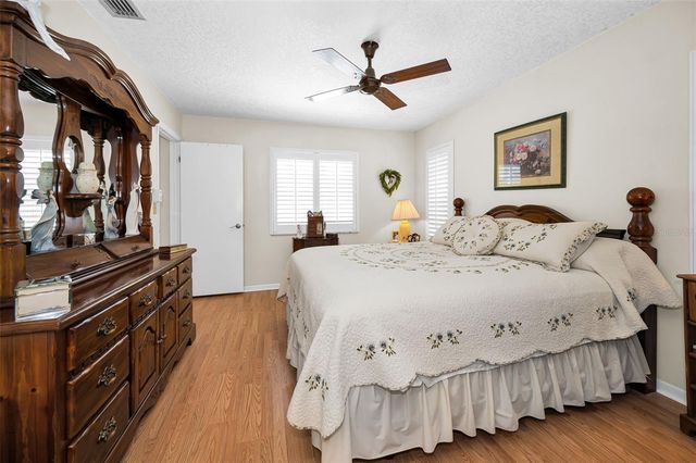 2255 WILSHIRE DRIVE, Dunedin, FL 34698