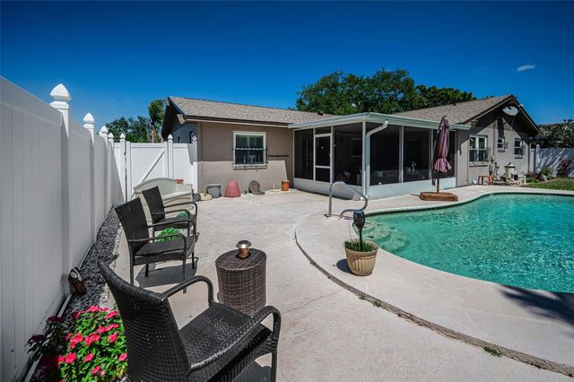 2255 WILSHIRE DRIVE, Dunedin, FL 34698