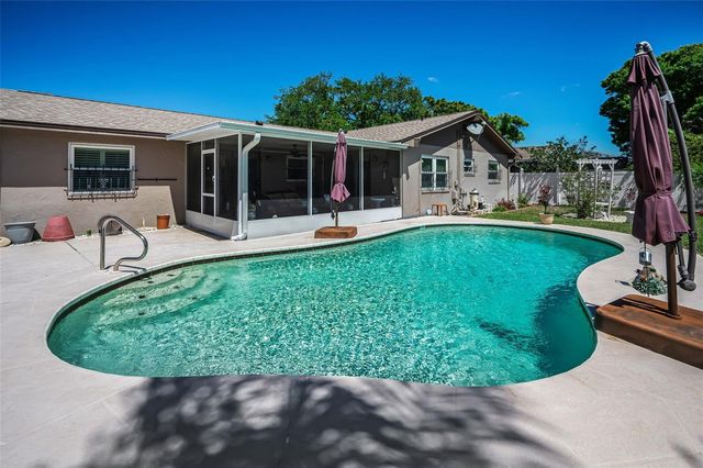 2255 WILSHIRE DRIVE, Dunedin, FL 34698