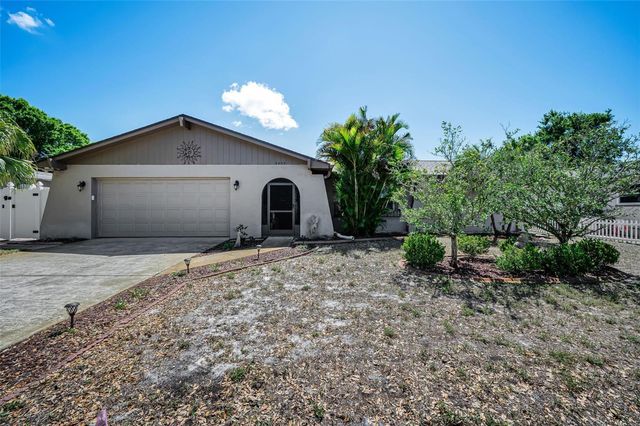 2255 WILSHIRE DRIVE, Dunedin, FL 34698