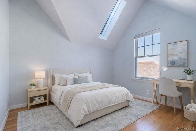 16823 Powells Cove Boulevard 12, Beechhurst, NY 11357