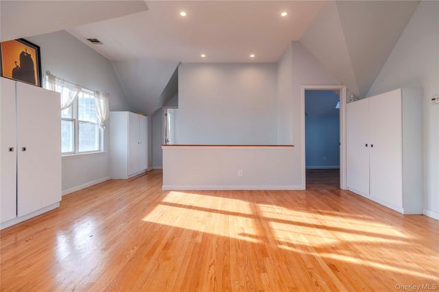 16823 Powells Cove Boulevard 12, Beechhurst, NY 11357