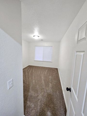 1963 Pontelli Ct, Stockton, CA 95207