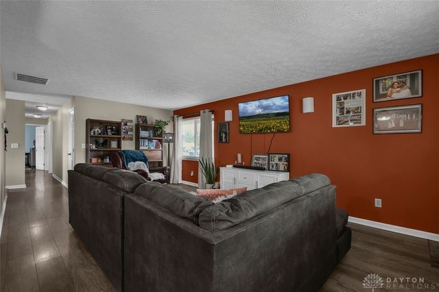 158 Loretta Drive, Dayton, OH 45415